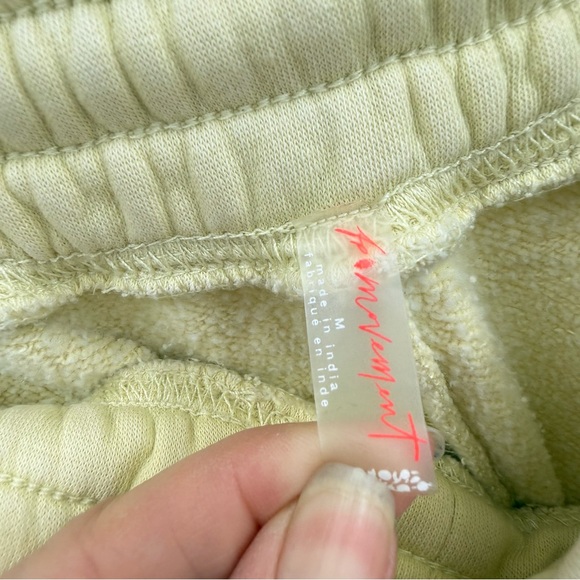 Free People Movement Sprint to the Finish Pant in Daylight Yellow Size M - Picture 6 of 12